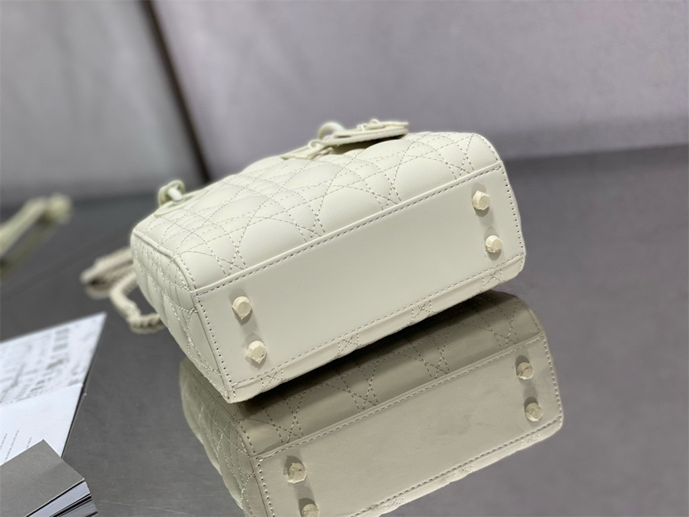 mini lady D*or bag 6.5 x 6 x 3 inches