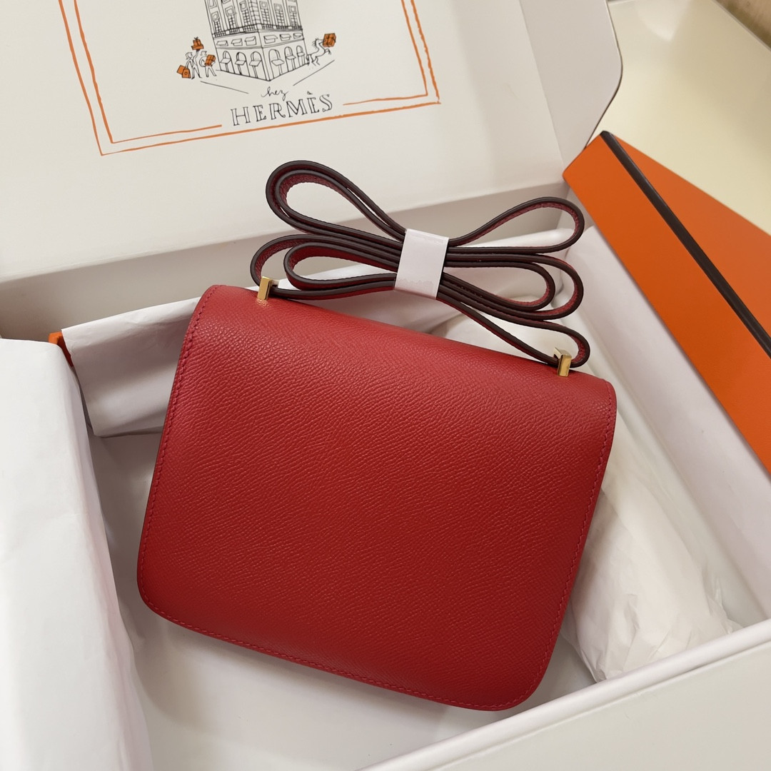 Hermès Constance 19 Epsom Gold Hardware 7.25" x 6.25" x 2.25"