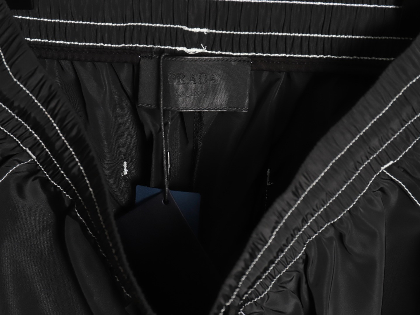 Pra*a 23ss shorts