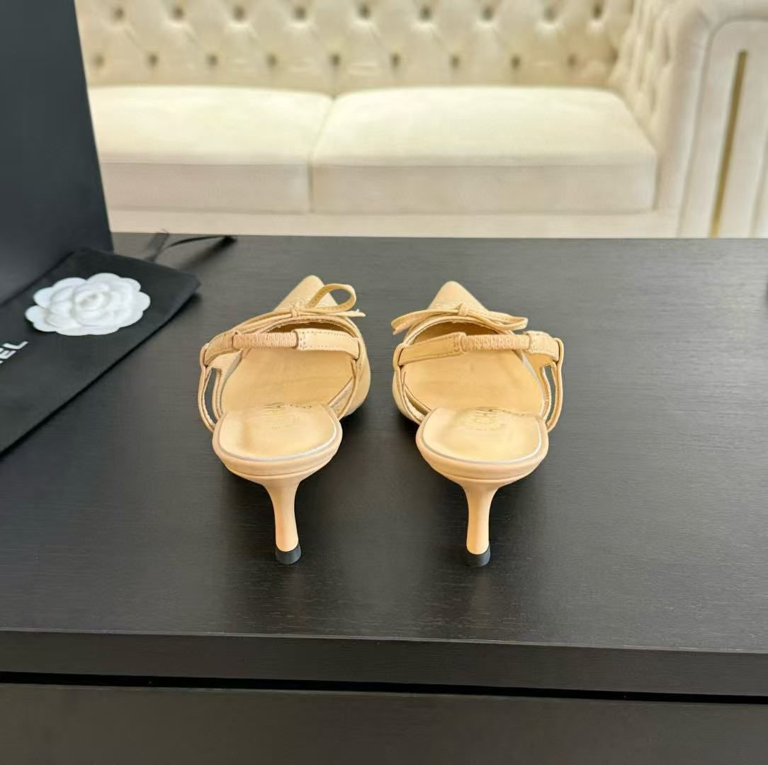 ua Ch*el slingbacks