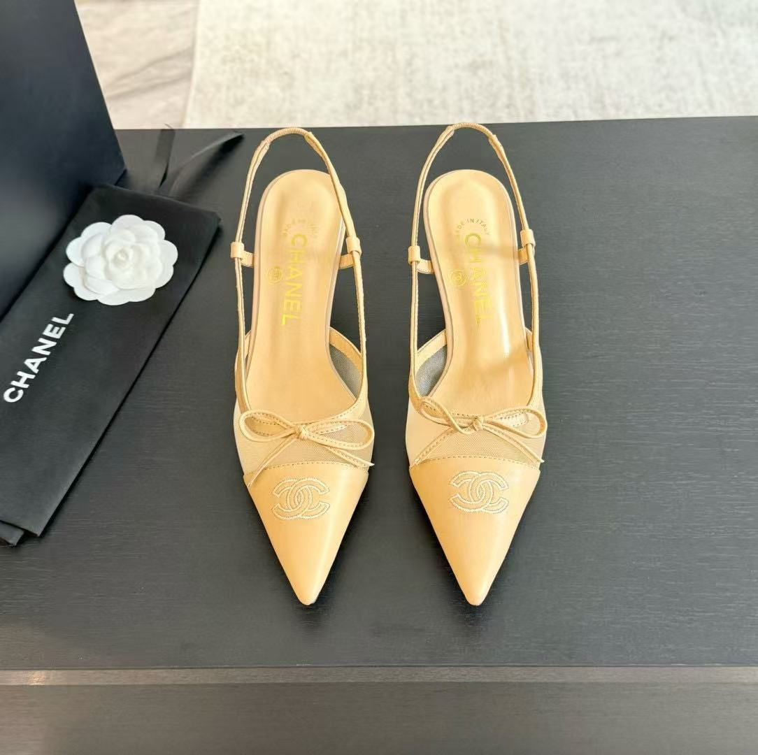 ua Ch*el slingbacks