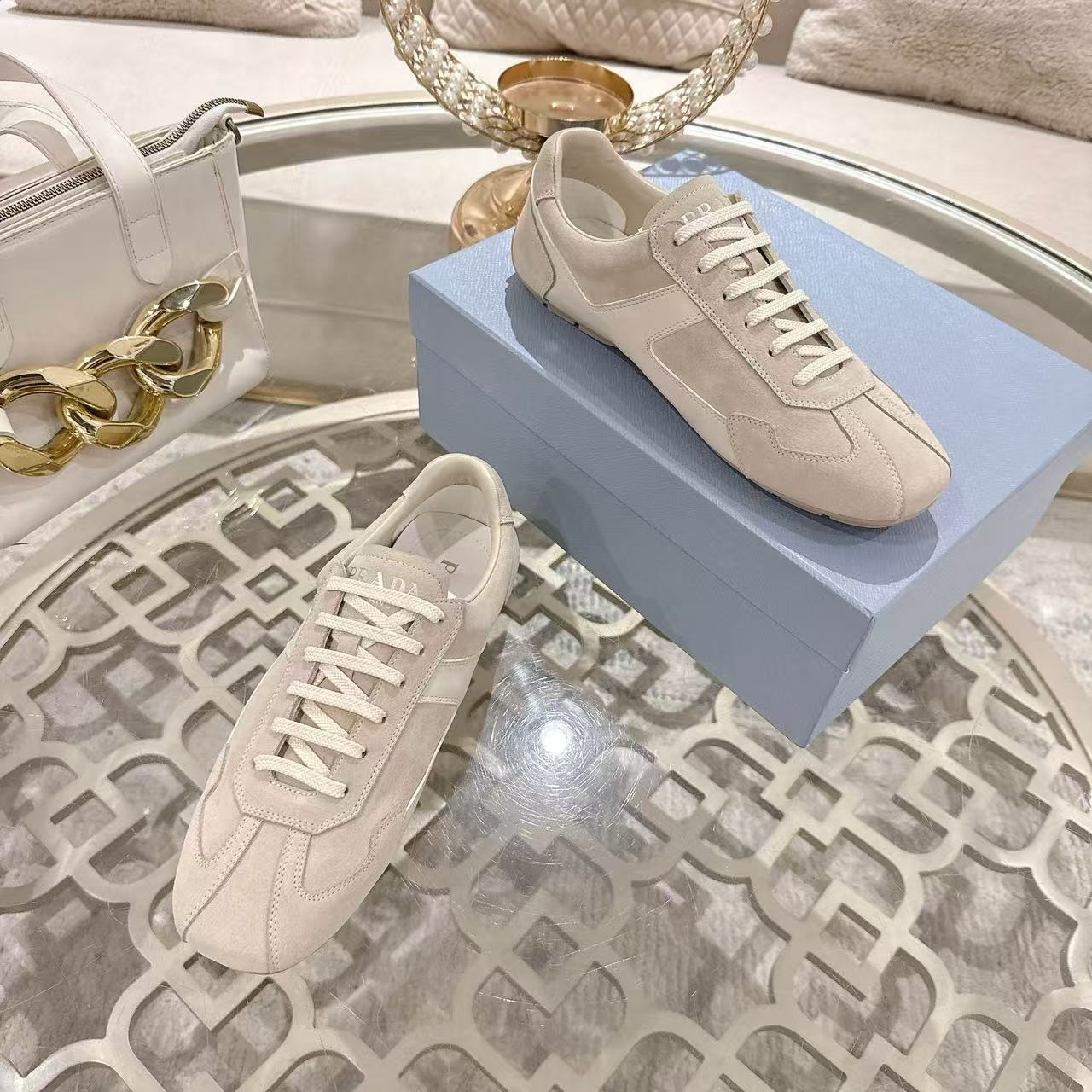 ua Pra*a sneakers