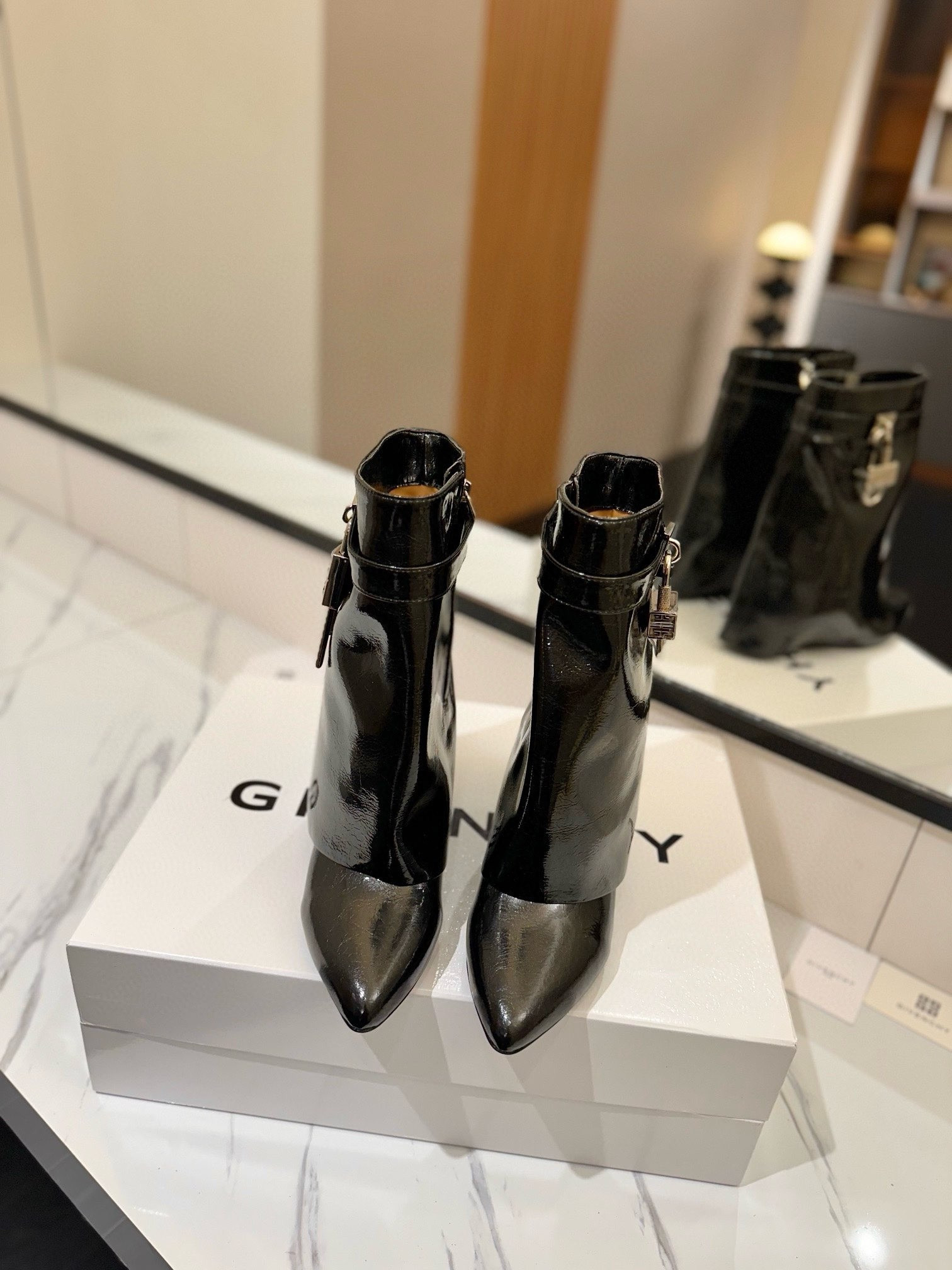 UA Givenchy Boots