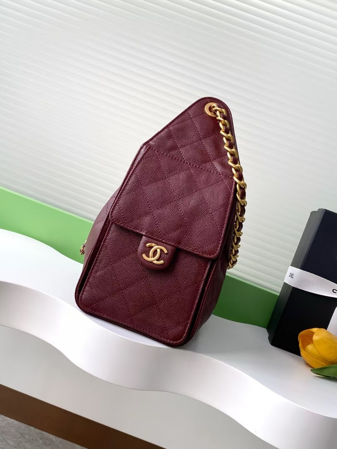 Ch*el 25c bucket bag 26x30x14cm