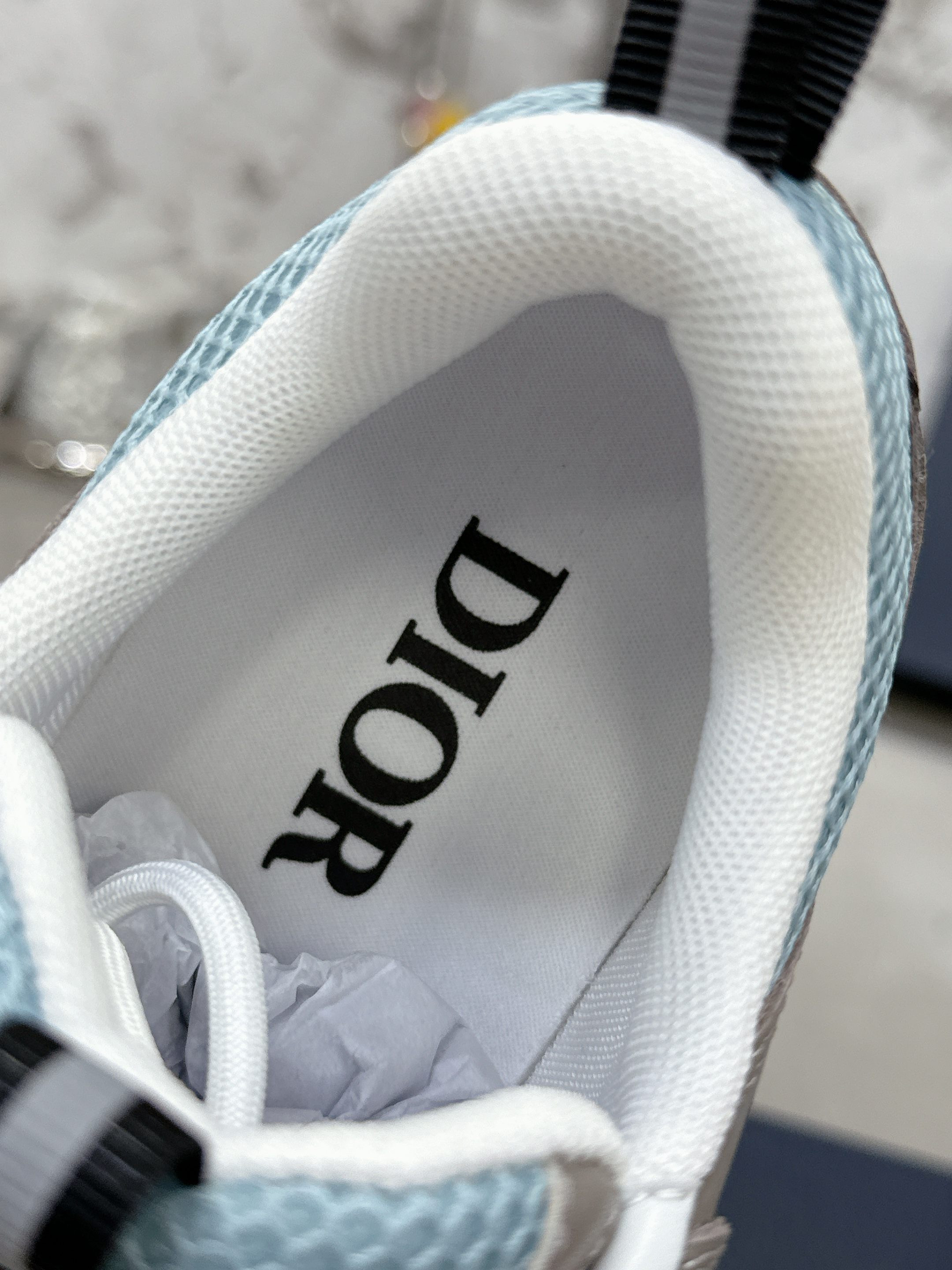 ua D*or b22 sneaker