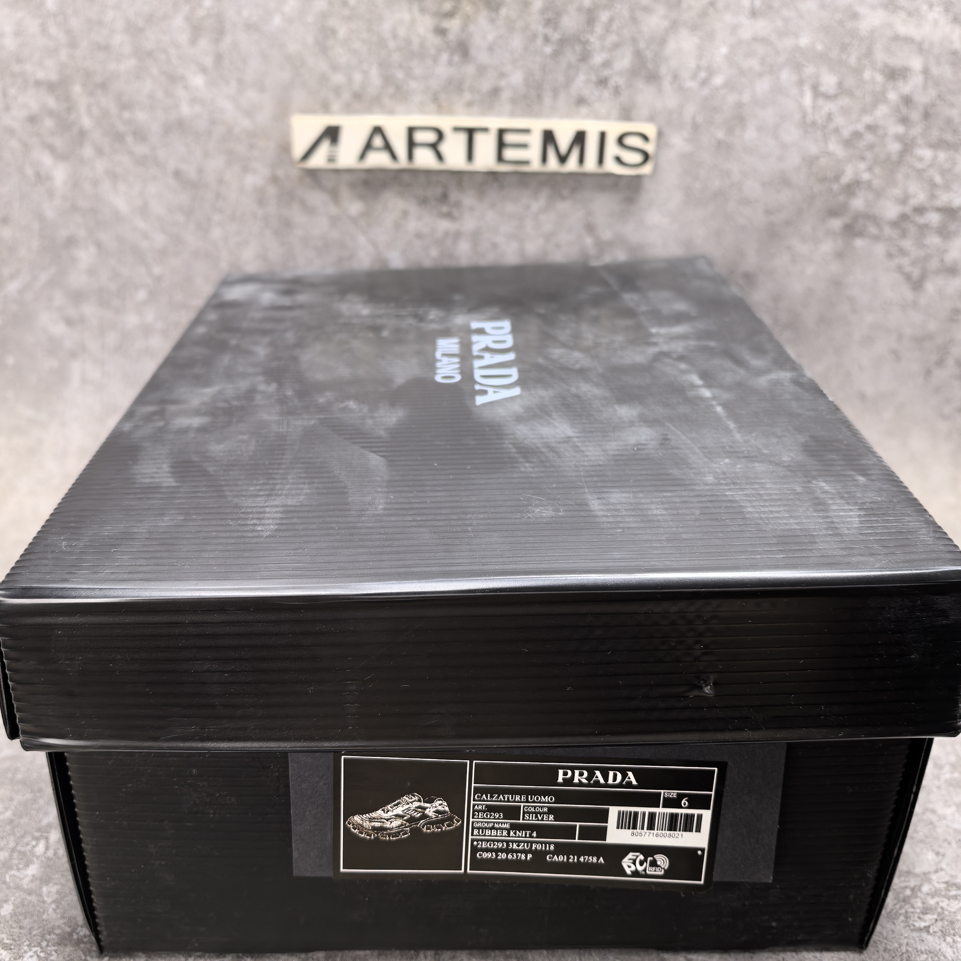 ua Pra*a sneaker