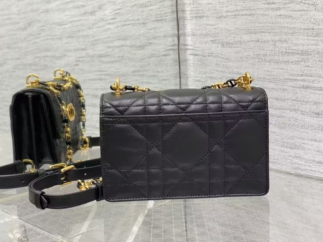 D*or miss caro mini bag 18 x 12 x 5.5 cm