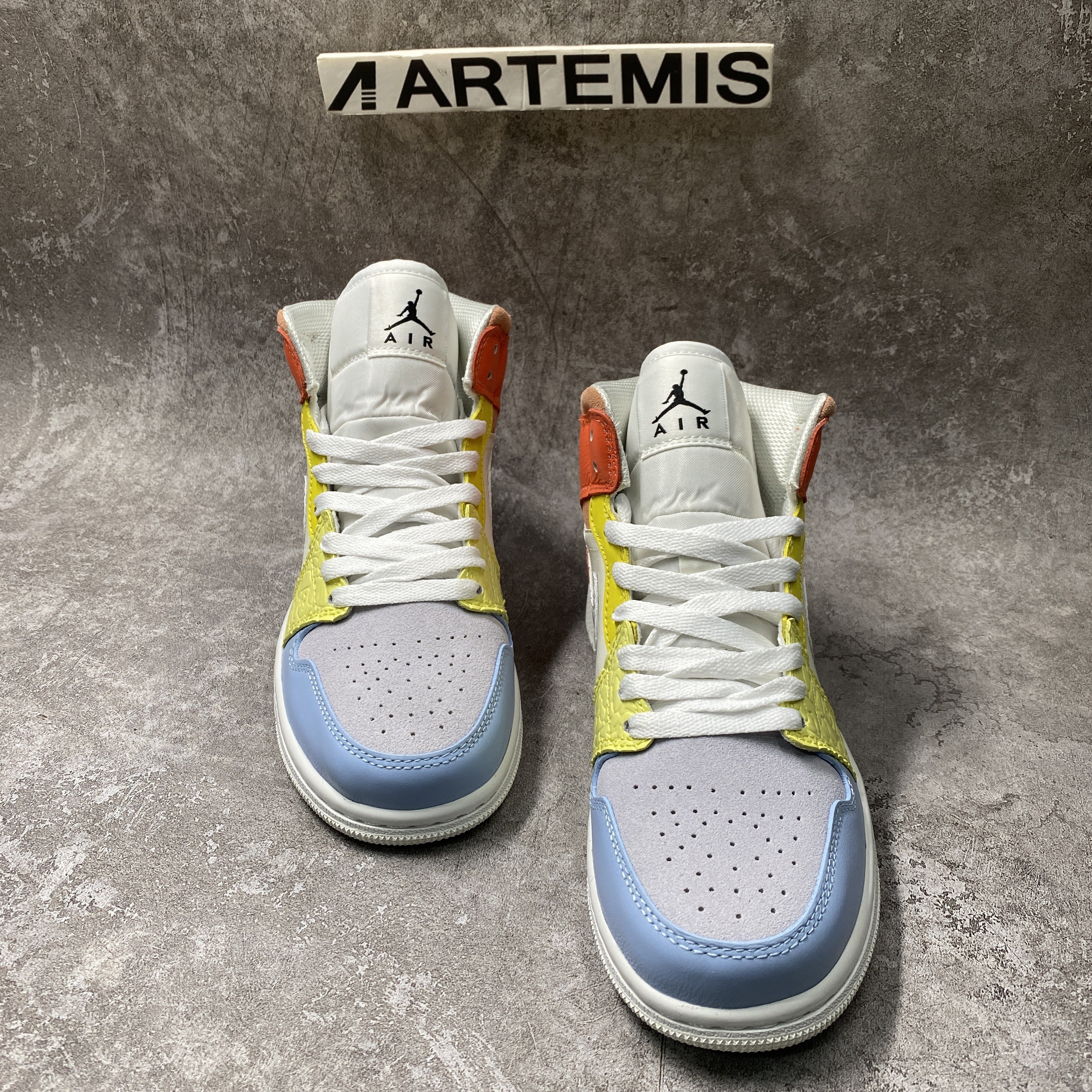Air Jordan 1 Mid To My First Coach