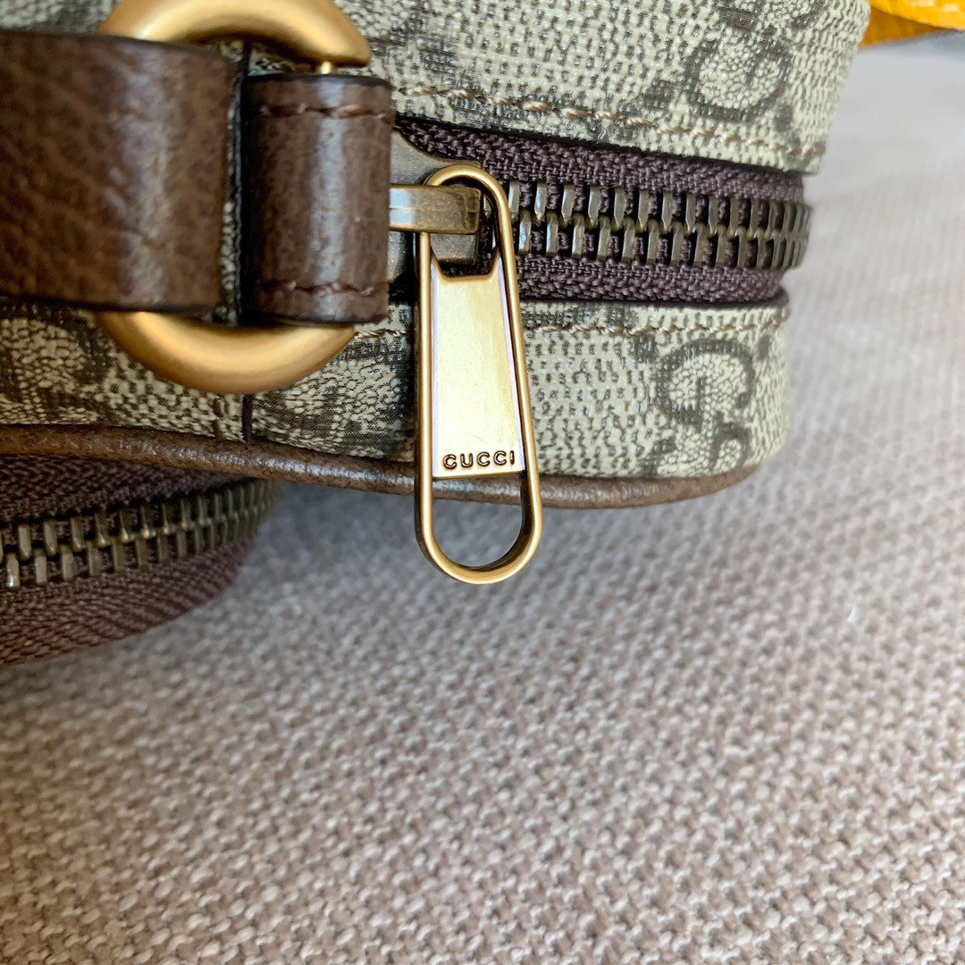 G*u*i gg handbag
