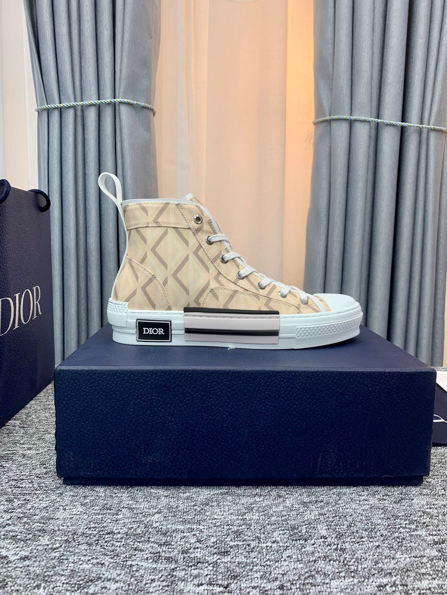 d*or b23 high top natural cd Di*m*nd
