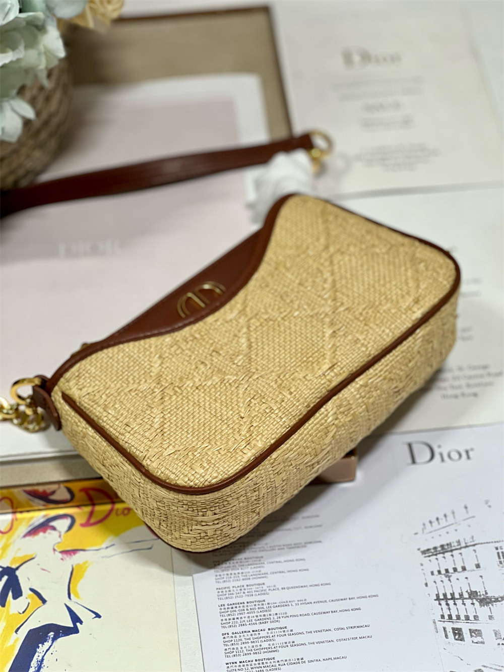 D*or 30 montaigne avenue weav 22.5 x 12.5 x 6.5 cm