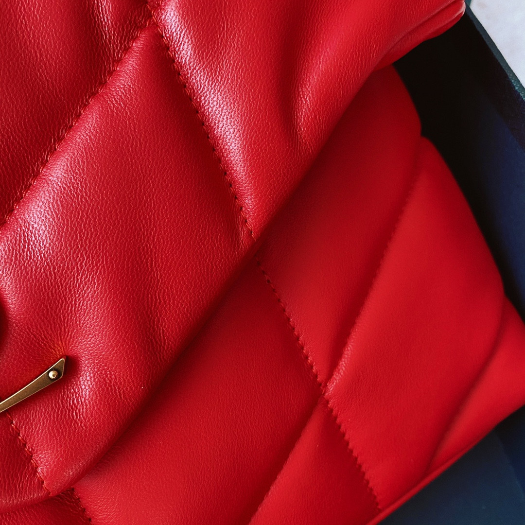 Y*L puffer small in nappa leather red 11.4 x 6.6 x 4.3 inches