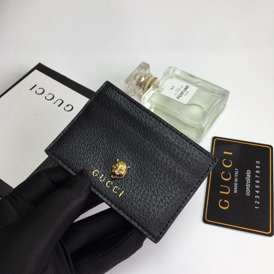 G*u*i gg card case wallet