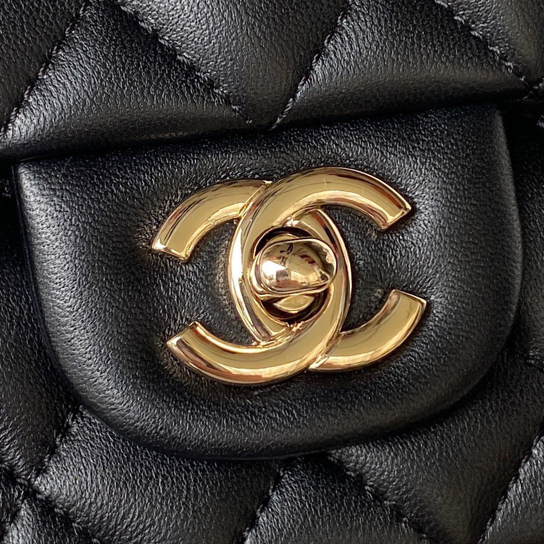 Ch*el mini classic handbag with top handle 12 × 20 × 6 cm