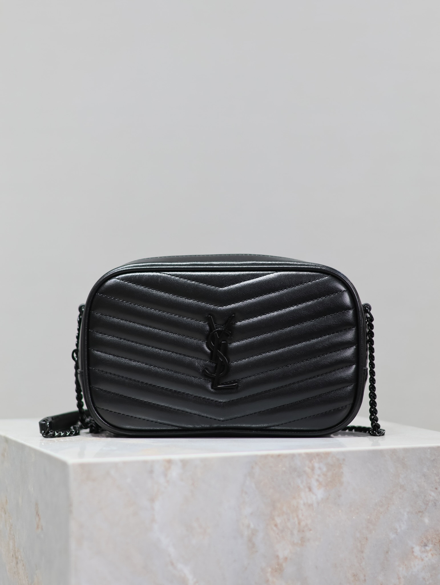 Y*L mini lou in quilted leather 7.5 x 4.1 x 2 inches