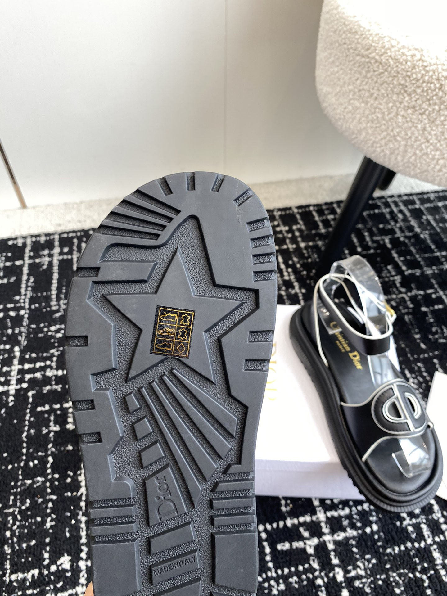 UA D-Club Sandal