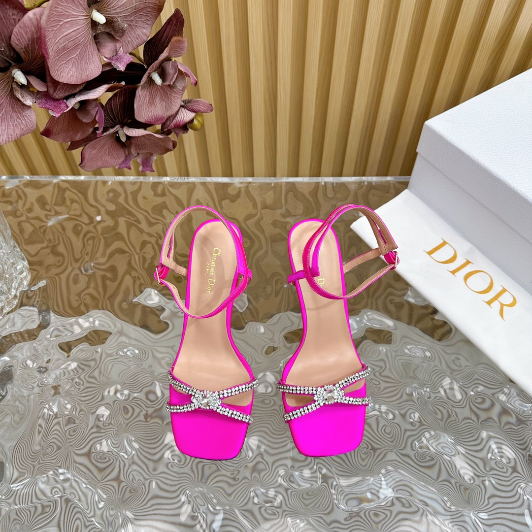 ua D*or slingback pump