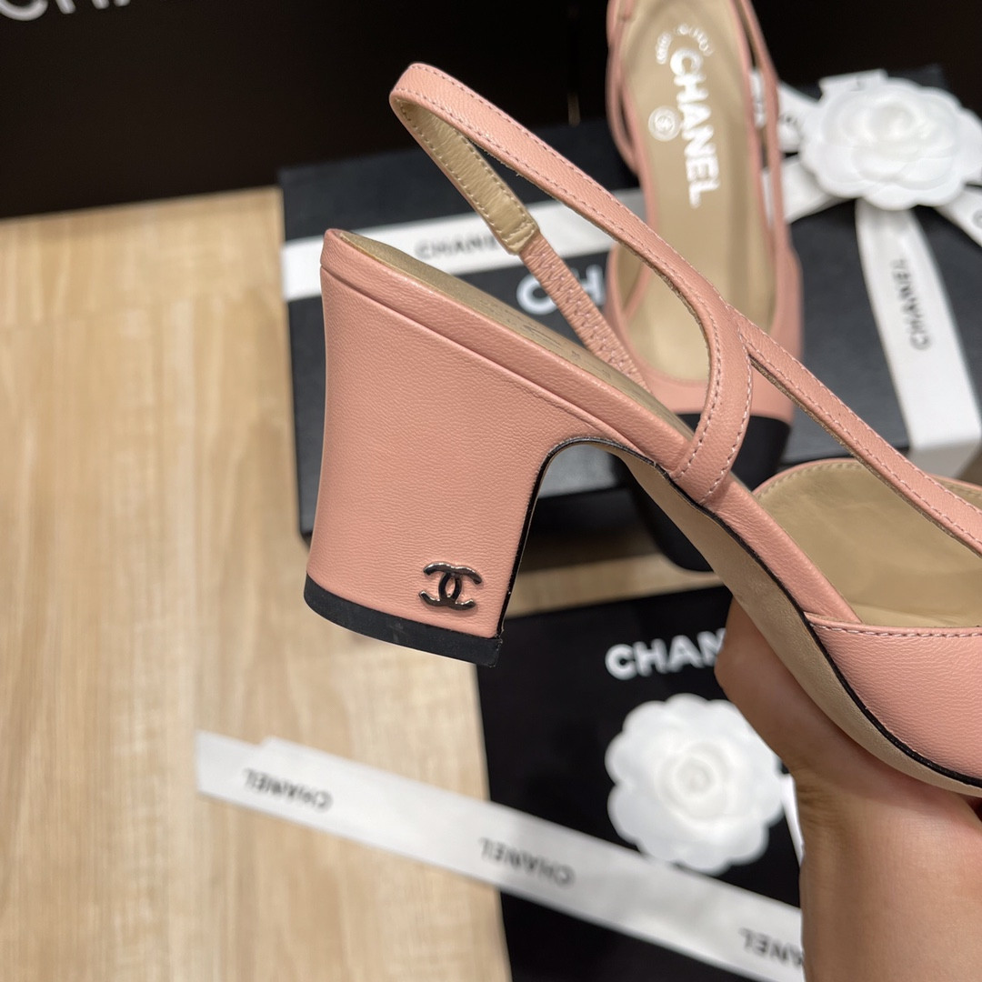 ua Ch*el slingbacks