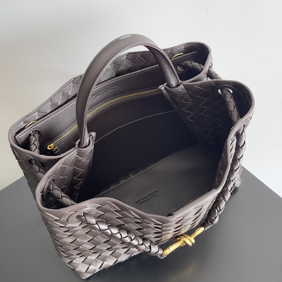bo*te*ga Ve*ne*ta medium andiamo 32x25x11cm
