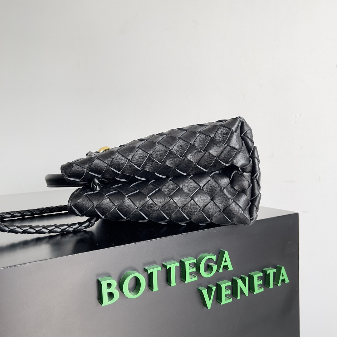 bo*te*ga Ve*ne*ta small andiamo 25x22x10.5cm