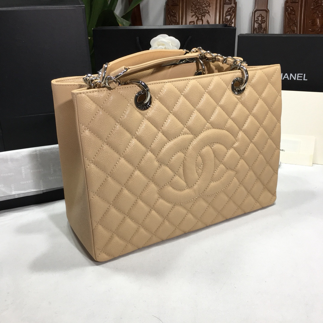 Ch*el gst caviar leather hardware 24x33x13cm