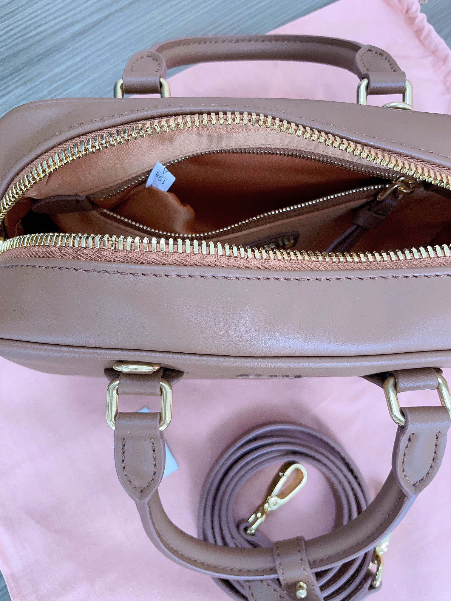 Miu Miu Arcadie leather bag 10.5x22x7.5cm