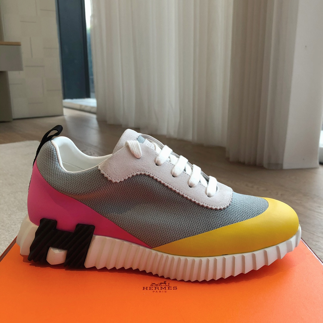 UA Hermès Bouncing Sneaker