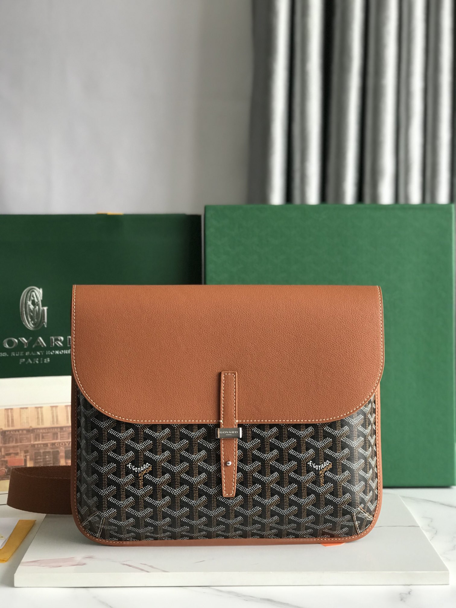 Go*ard coursier messenger bag 32x4x25cm