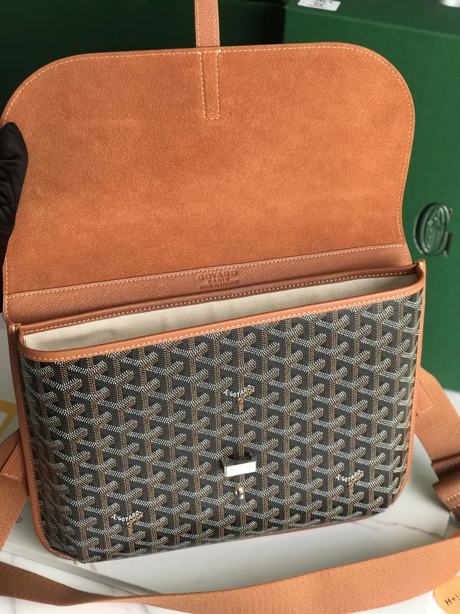 Go*ard coursier messenger bag 32x4x25cm