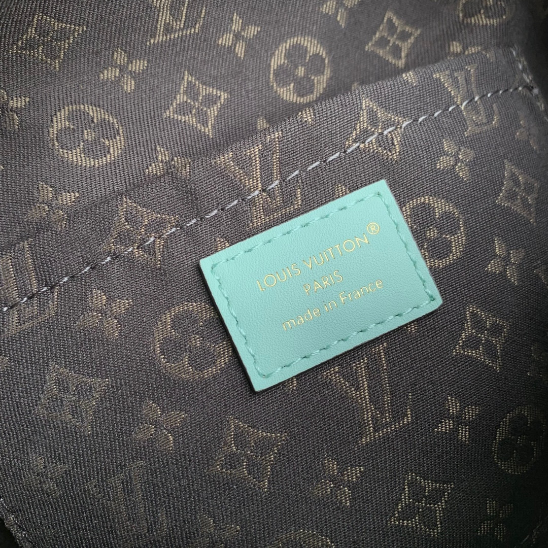 LV Express PM M26905 26x17x13.5cm