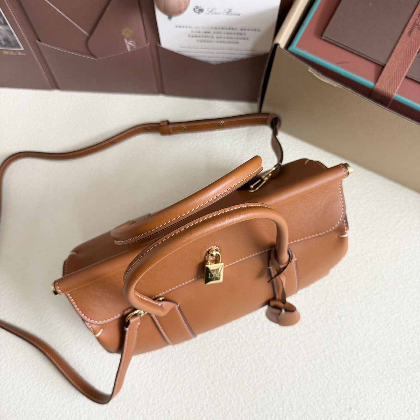 L**o p*ana loom l25 calfskin 25x18x12.5cm