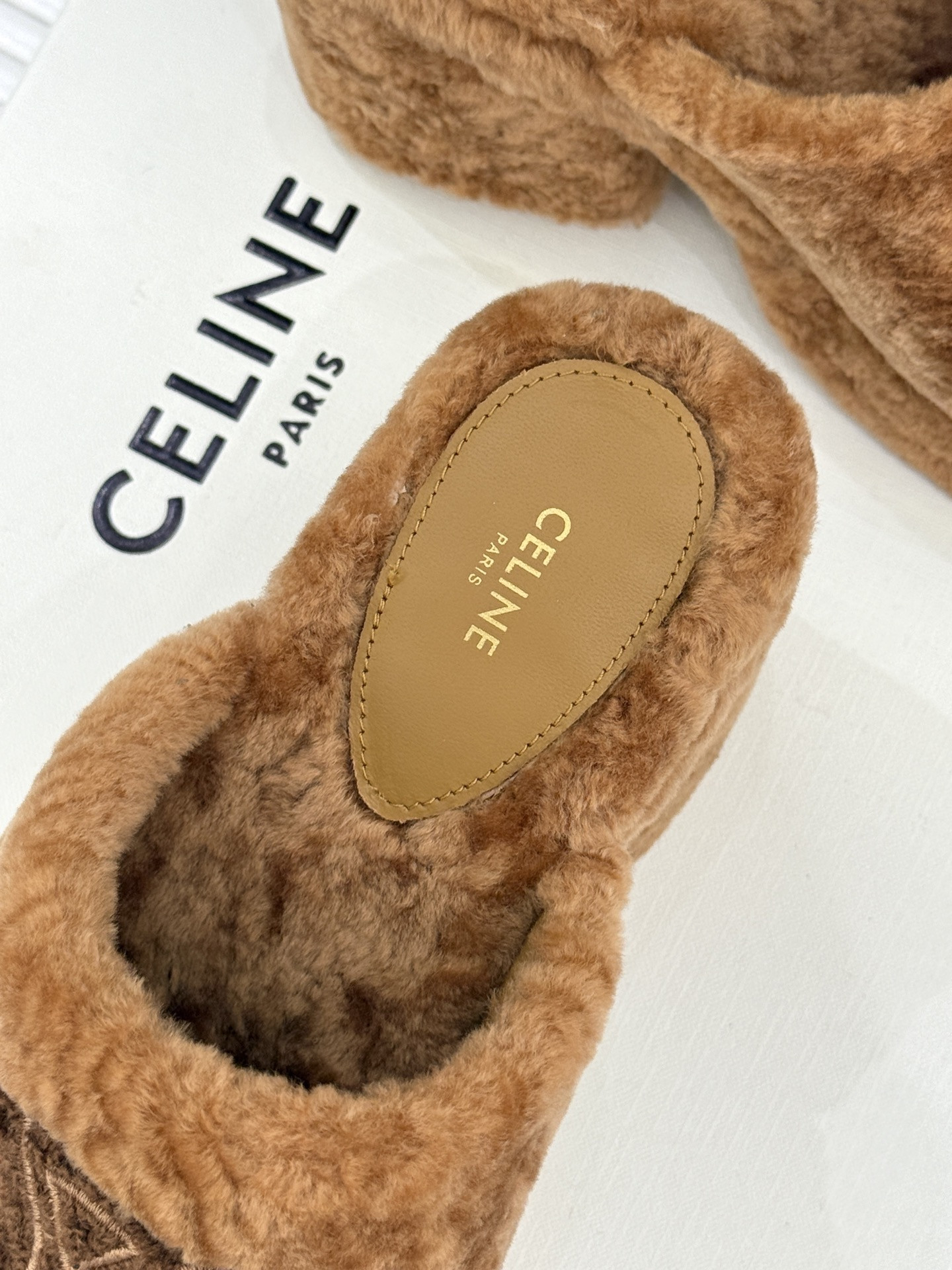 ua Ce**e elena mule 8cm heel