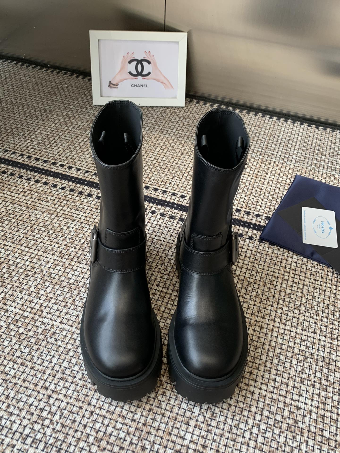 ua Pra*a boot